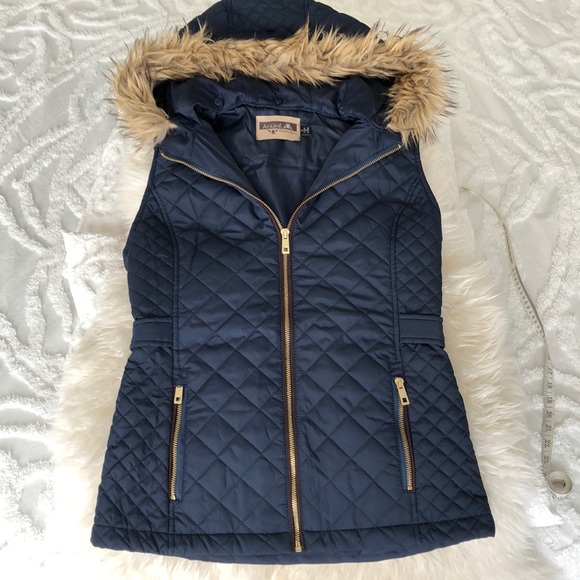 Quilted Vest - Picture 1 of 3